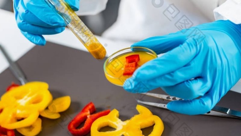 坚果炒货和干果怎么选